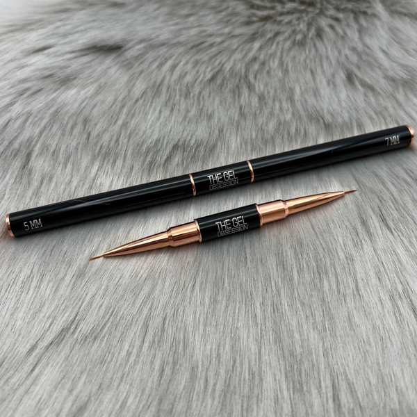 Camilla - Black & Rose gold 5MM & 7MM Double ended liner brush